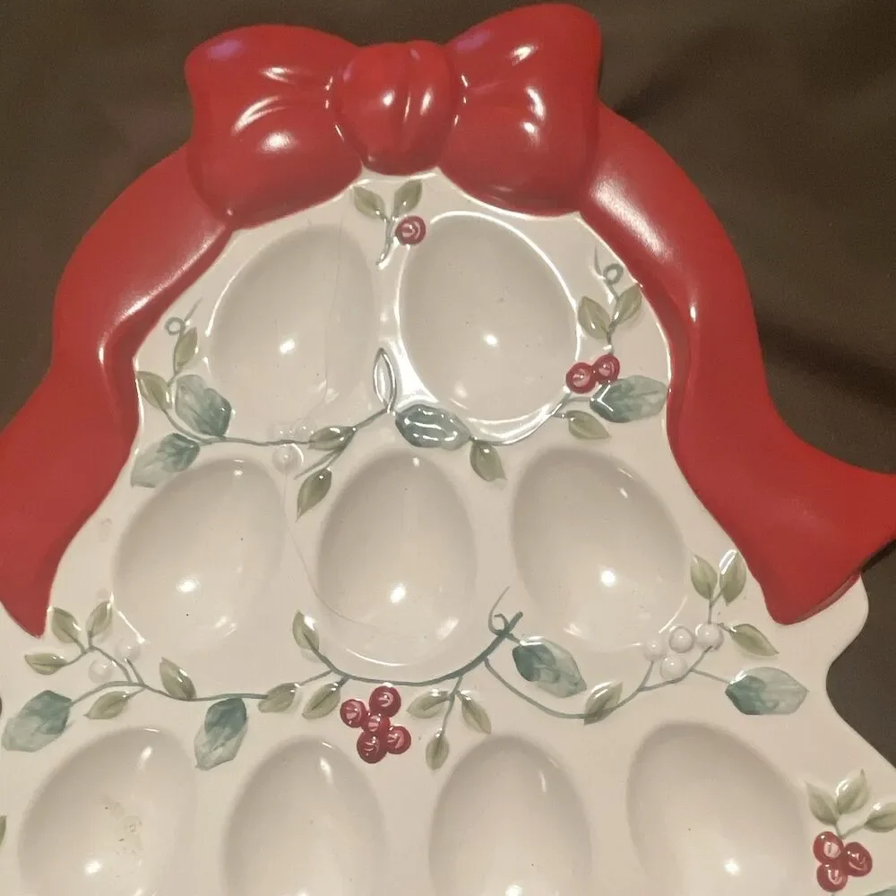 Pfaltzgraff Christmas Ceramic 12-Compartment Egg Platter White Red Green
